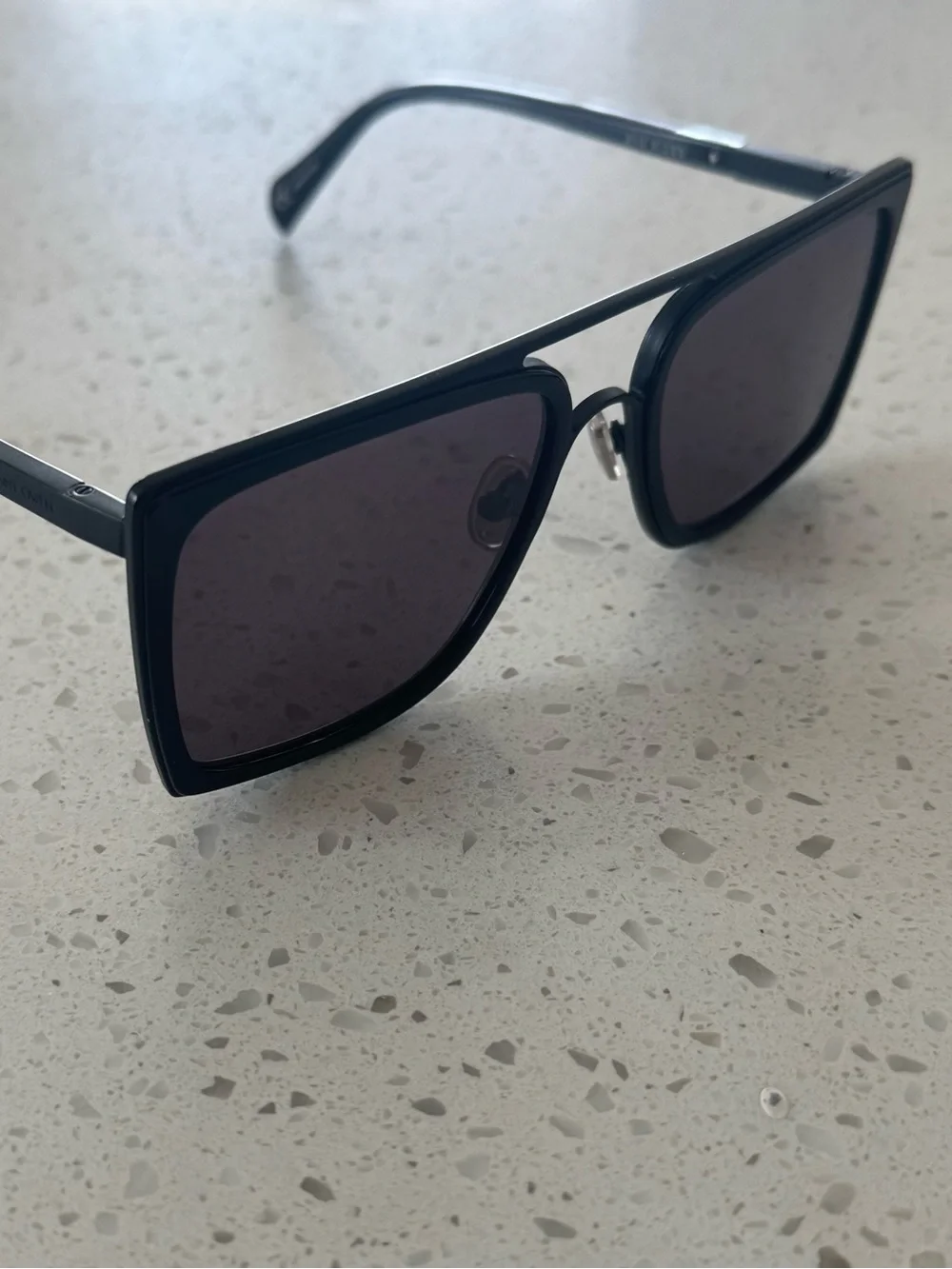 SAINT OWEN “She Rides” Sunglasses with Pouch